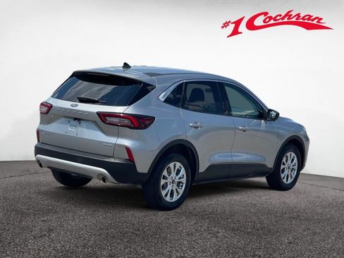 Used 2023 Ford Escape Active AWD/4WD image 28