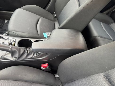 Used 2015 MAZDA MAZDA3 i Sport image 14