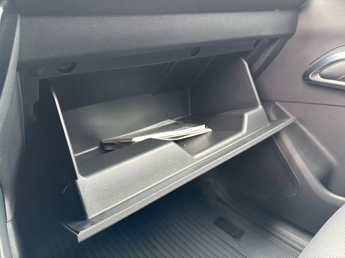 Used 2025 Chevrolet Traverse Z71 w/ LPO, Floor Liner Package image 23