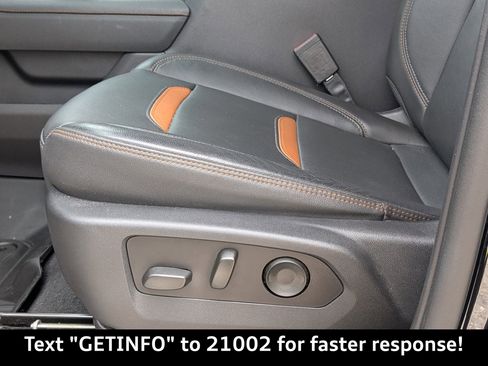 Used 2023 GMC Sierra 1500 AT4 w/ Technology Package image 20