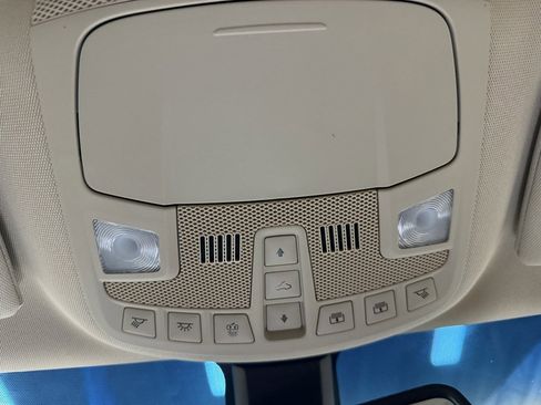 Used 2022 Lincoln Nautilus Reserve w/ Equipment Group 202A image 60