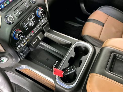 Used 2021 Chevrolet Silverado 3500 High Country AWD/4WD image 18