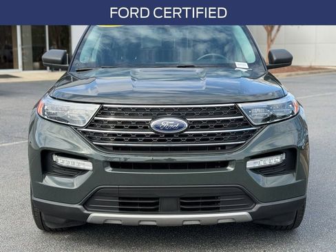 Used 2023 Ford Explorer XLT w/ Equipment Group 202A image 3