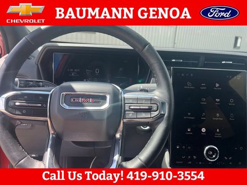 Used 2025 GMC Terrain Elevation AWD/4WD image 12