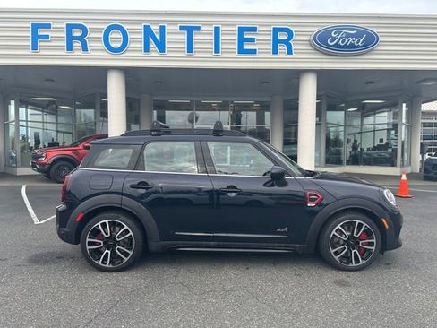 Used 2021 MINI Cooper Countryman John Cooper Works image 2