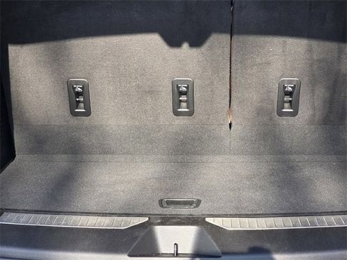 Used 2023 Chevrolet Tahoe High Country w/ Premium Package 2 image 24