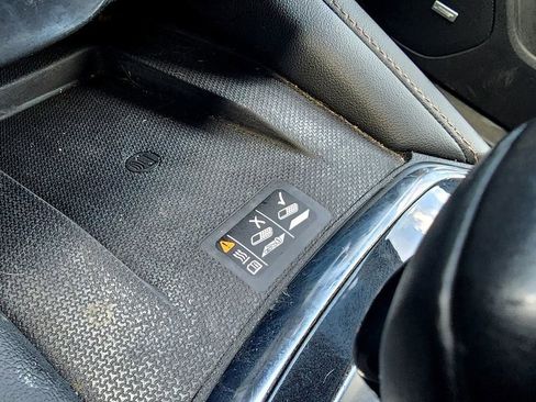 Used 2023 Chevrolet Blazer Premier image 47