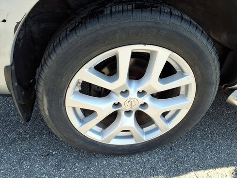 Used 2013 Nissan Rogue SL image 7