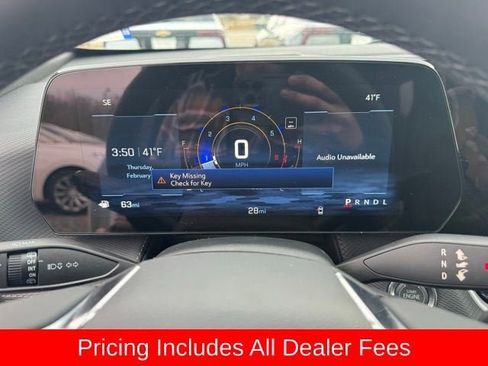 New 2026 Chevrolet Equinox LT w/ Convenience Package II FWD image 8