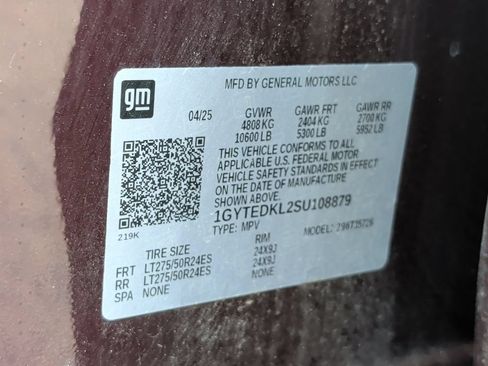 Used 2025 Cadillac Escalade IQ Luxury 2 w/ LPO, Premium Carpet Package AWD/4WD image 40