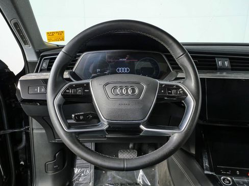 Used 2023 Audi e-tron Premium Plus w/ Premium Plus Package AWD/4WD image 10