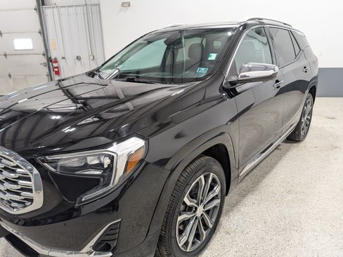 Used 2018 GMC Terrain Denali w/ Advanced Safety Package AWD/4WD image 6