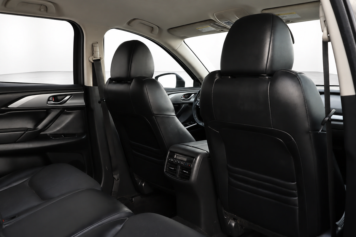 Used 2021 MAZDA CX-9 Touring FWD image 15