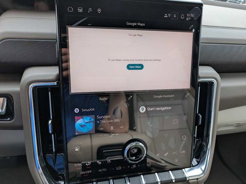 New 2026 GMC Yukon XL Denali w/ Denali Reserve Package image 22