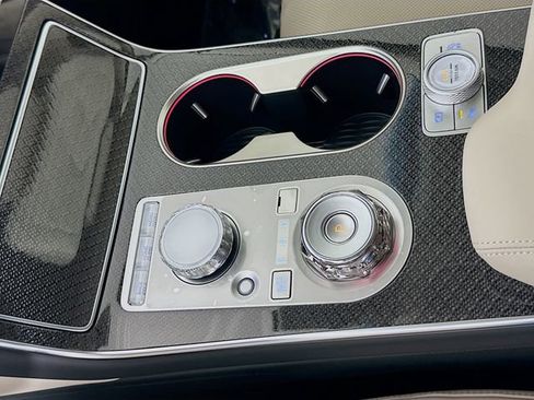 New 2026 Genesis GV80 3.5T e-SC image 15