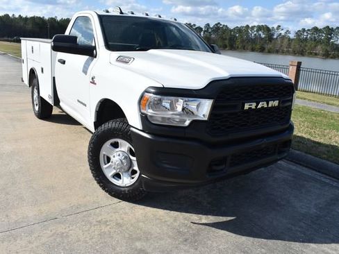 Used 2019 RAM 3500 Tradesman image 2