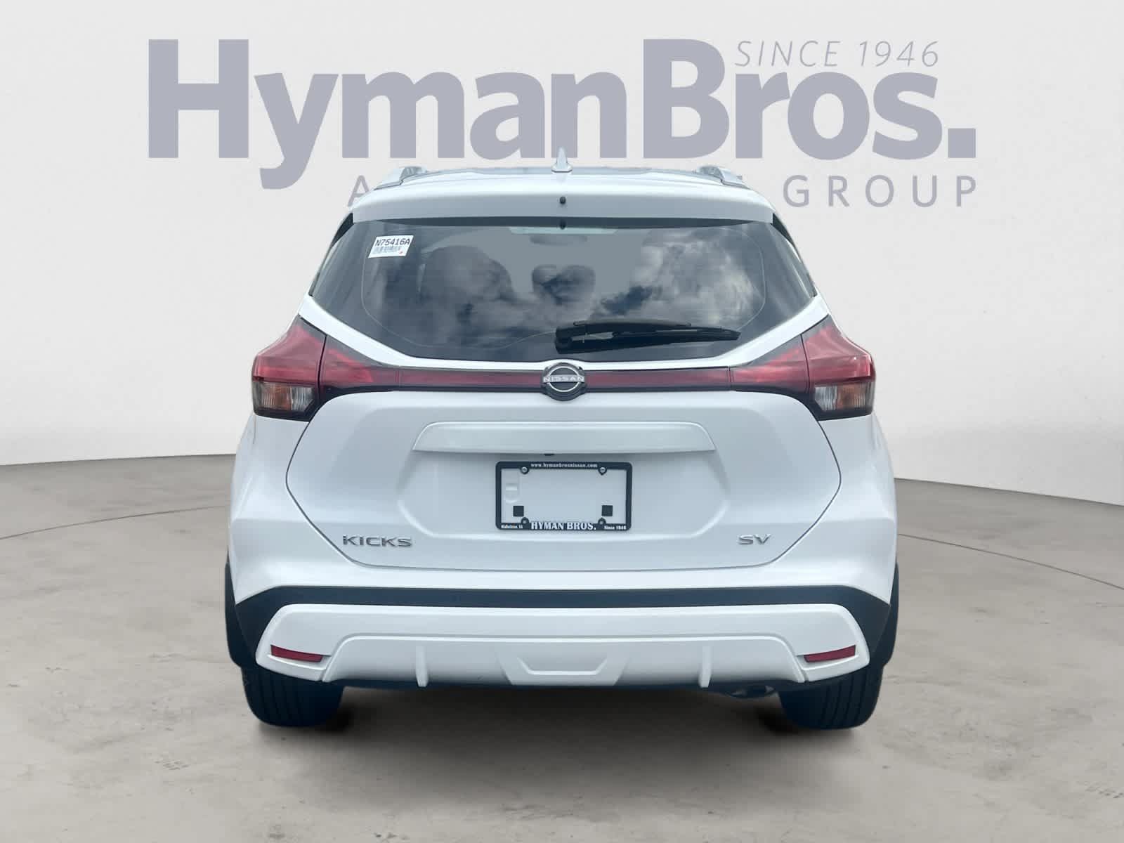 Certified 2024 Nissan Kicks SV FWD image 4