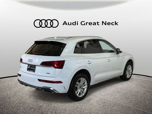 Used 2023 Audi Q5 2.0T Premium w/ Convenience Package AWD/4WD image 8