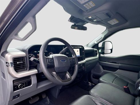 Used 2023 Ford F250 XL w/ STX Appearance Package image 9