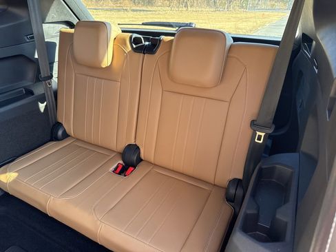 Used 2024 Volkswagen Tiguan Wolfsburg Edition image 14