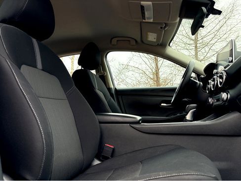 Certified 2024 Nissan Sentra SV image 11