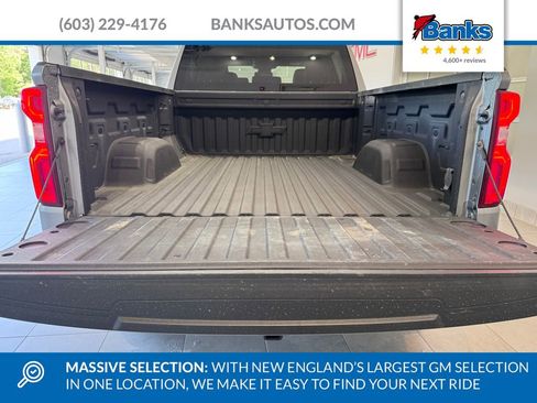 Used 2024 Chevrolet Silverado 1500 RST w/ Z71 Off-Road Package AWD/4WD image 8