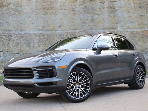 Used 2019 Porsche Cayenne S AWD/4WD image 4