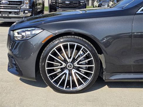 Used 2022 Mercedes-Benz S 500 4MATIC image 8