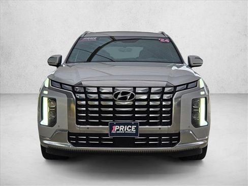 Used 2024 Hyundai Palisade Calligraphy AWD/4WD image 2