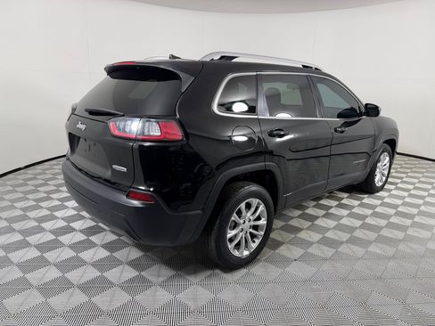 Used 2019 Jeep Cherokee Latitude w/ Popular Appearance Group FWD image 5