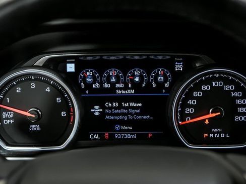 Used 2021 Chevrolet Silverado 1500 High Country image 17