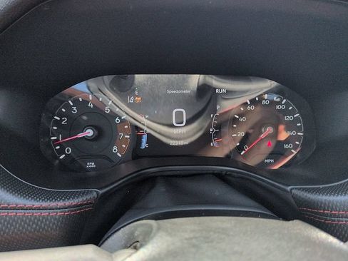 Used 2025 Jeep Compass Trailhawk AWD/4WD image 17