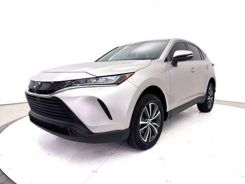 Used 2021 Toyota Venza LE w/ Carpet Mat Package (TMS) AWD/4WD image 13