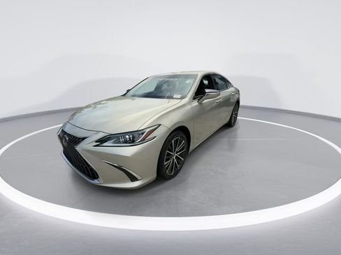 Certified 2024 Lexus ES 350 w/ Premium Package FWD image 4