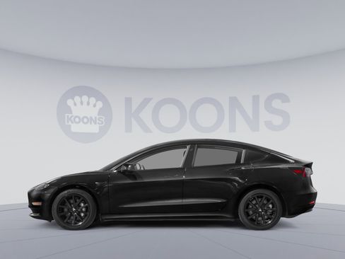 Used 2022 Tesla Model 3 Long Range AWD/4WD image 4