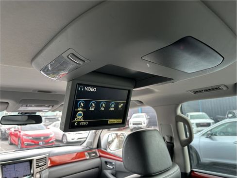 Used 2008 Lexus LX 570 4WD image 19