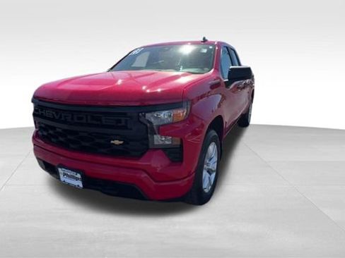 Used 2023 Chevrolet Silverado 1500 Custom AWD/4WD image 2