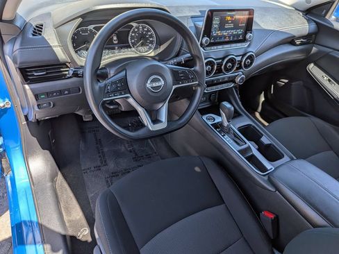 Used 2025 Nissan Sentra SV FWD image 16