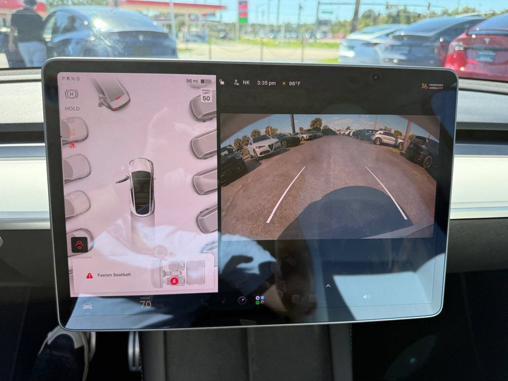 Used 2022 Tesla Model Y Performance AWD/4WD image 17
