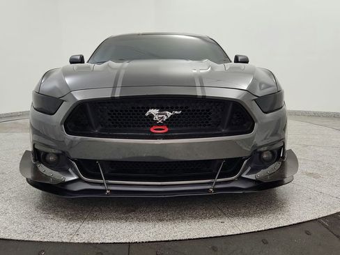 Used 2016 Ford Mustang GT RWD image 10