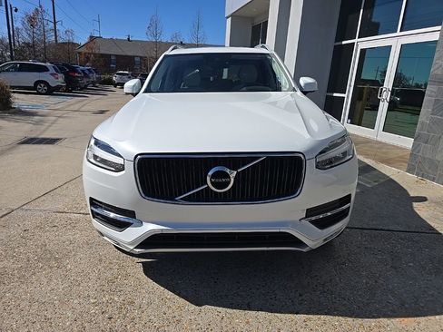 Used 2019 Volvo XC90 T6 Momentum w/ Protection Package Premier image 4
