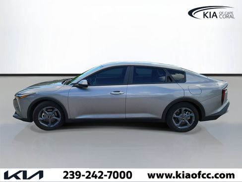 Used 2025 Kia K4 FWD image 4