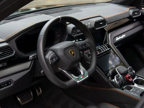 Used 2024 Lamborghini Urus S AWD/4WD image 18