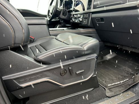 Used 2024 Ford F350 Platinum image 11