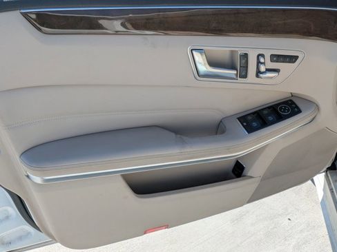 Used 2016 Mercedes-Benz E 350 E 350 Luxury image 9