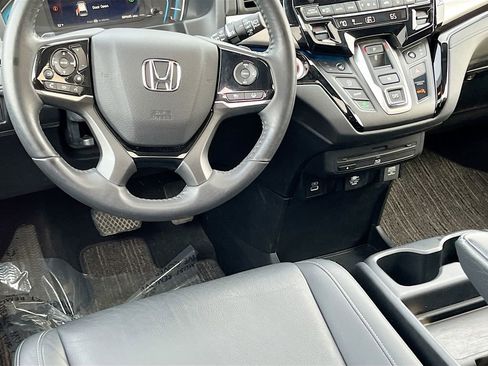 Used 2024 Honda Odyssey Touring image 24