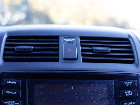 Used 2006 Honda Accord LX image 31