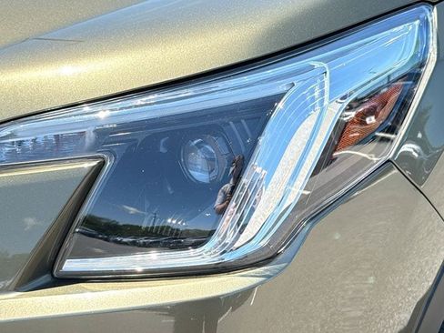 Certified 2023 Subaru Forester Premium AWD/4WD image 7