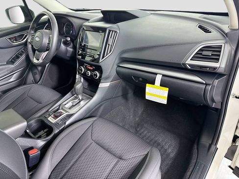 Used 2022 Subaru Forester Premium AWD/4WD image 17