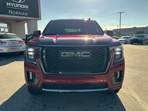 Used 2024 GMC Yukon Denali Ultimate image 3
